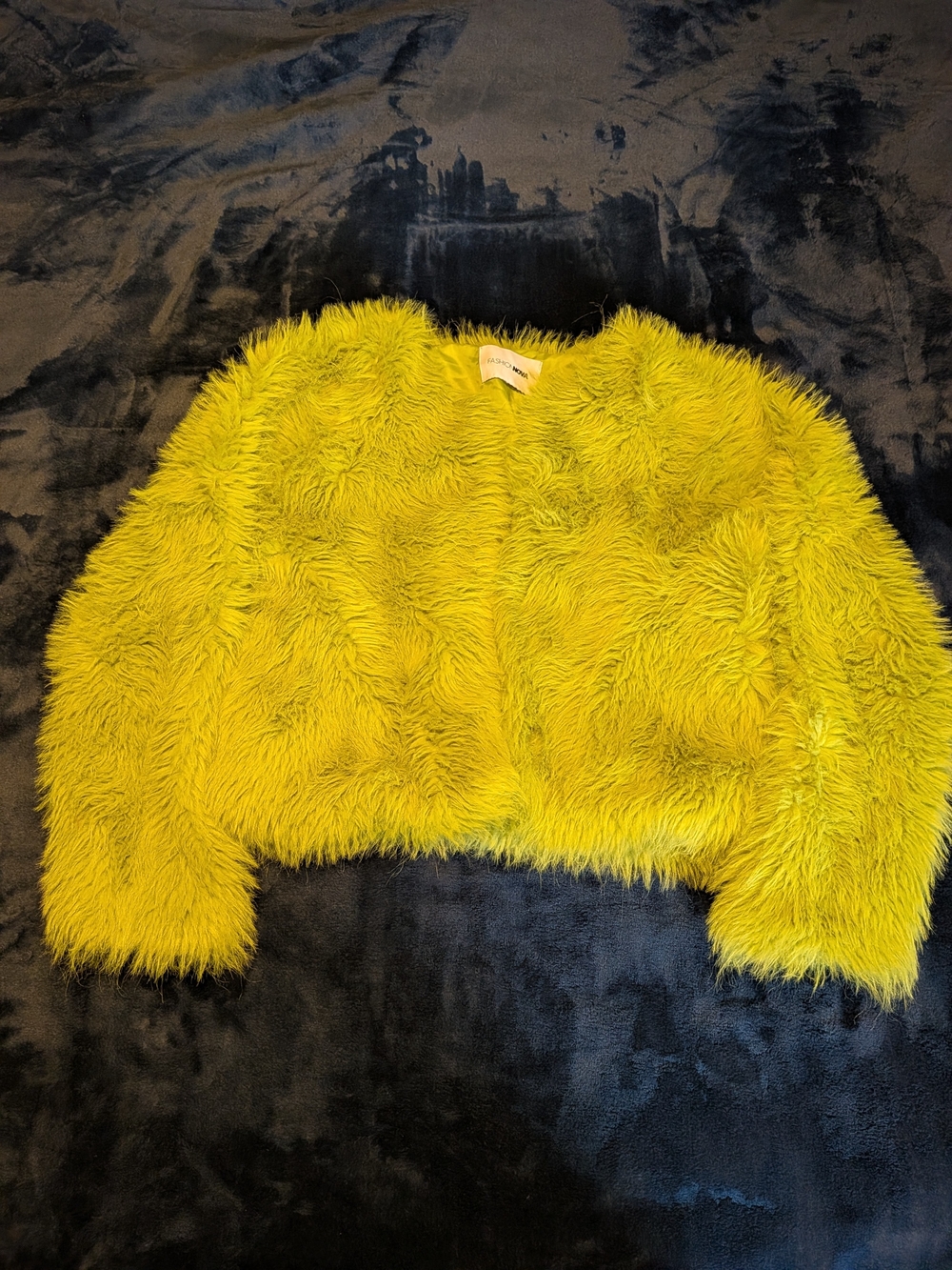 Fashion Nova Light Green Lined Shaggy Faux Fur Coat Long Sleeve M